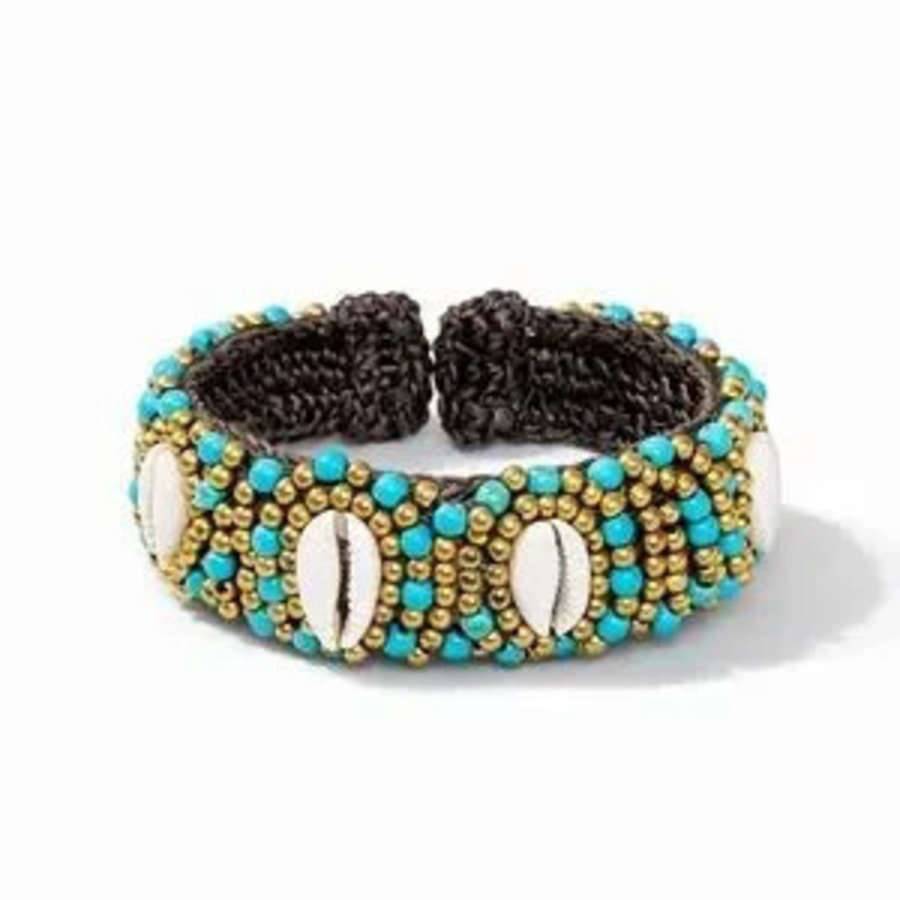 Beaded Bracelet with Shell Accents